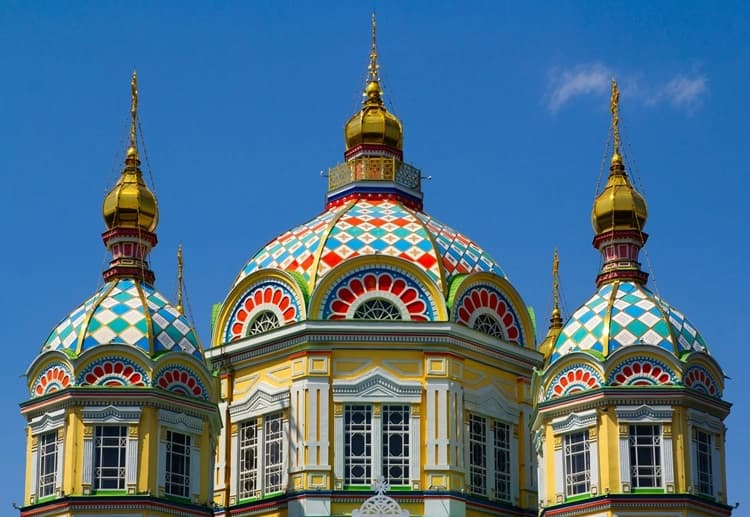 https://lykke-public-assets.s3.amazonaws.com/media/images/destination/48/kazakhstan-card-10.webp