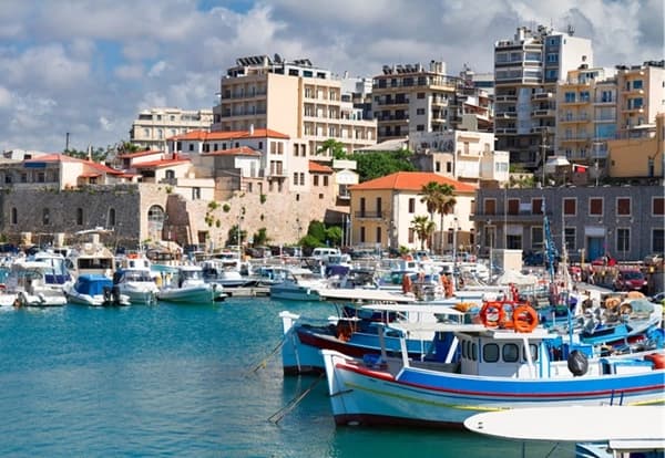 https://lykke-public-assets.s3.amazonaws.com/media/images/destination/9/greece-card-11.webp
